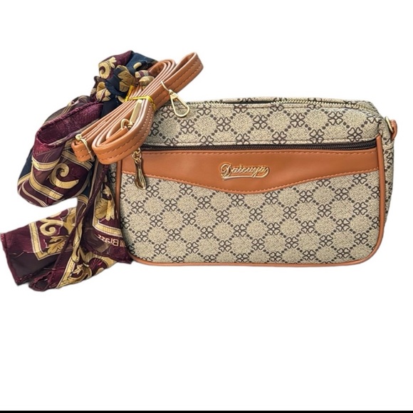 Vintage Bill Blass Beautiful Silk Scarf & FREE NWT Bag w/Purchase See Listing - Picture 3 of 8